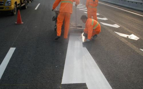 齐干却勒街道丙烯酸标线涂料